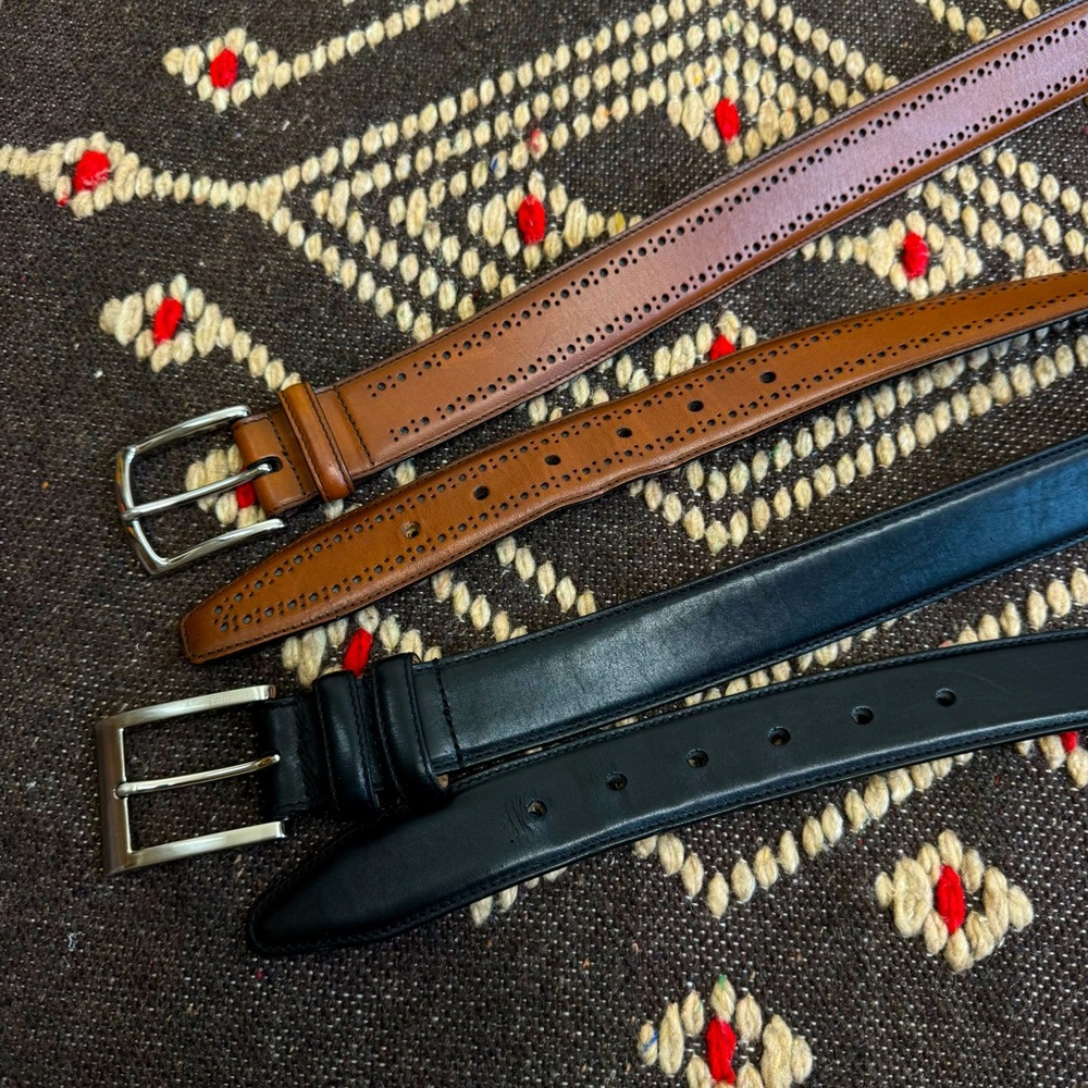 130/52 132/52 Allen Edmond Leather Manistee Belt Walnut Dress Belt Black